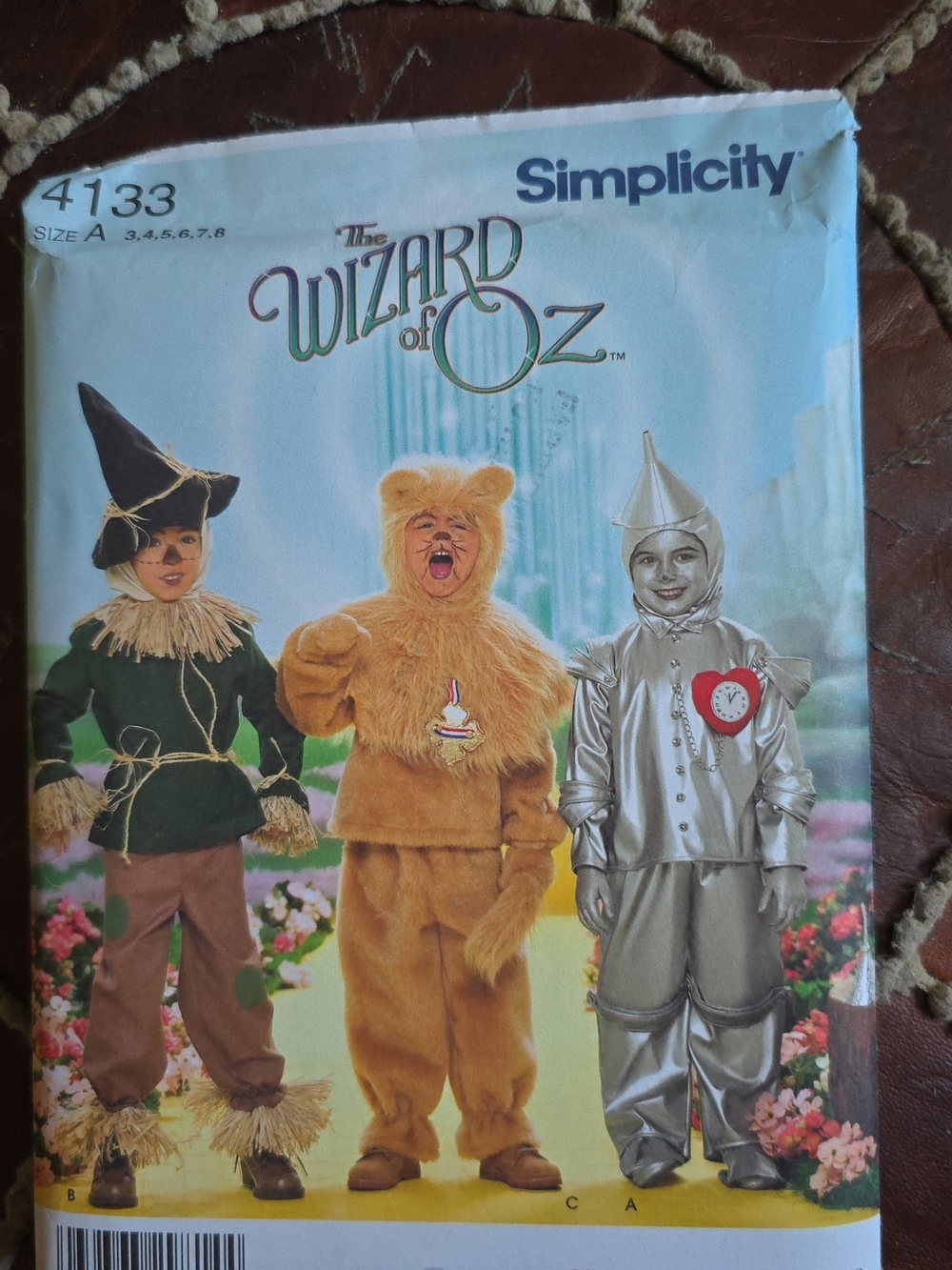 Simplicity 4133 Wizard of Oz Child Costume Pattern Tin Man Cowardly Lion Scarecr